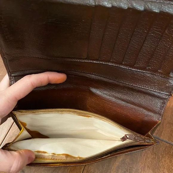 Chanel Brown Long Bifold Wallet - Picture 13 of 14